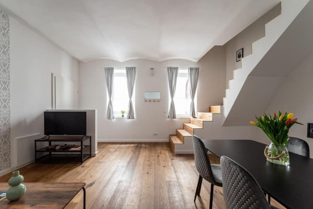 Apartament Neat 1Br Duplex By Metro And Center By Hm Wiedeń Zewnętrze zdjęcie